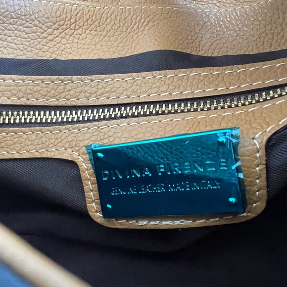 NWT DIVINA FIRENZE LEATHER CROSSBODY FLAP BAG - Picture 9 of 14